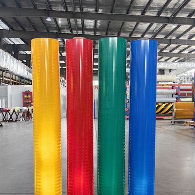 Καλή τιμή Ανακλαστικό φύλλο ASTM D4956 Τύπου IV HIP Πρισματικό με διάρκεια ζωής 10 ετών και μικροπρισματική δομή για οδικές πινακίδες αυτοκινητοδρόμων σε απευθείας σύνδεση